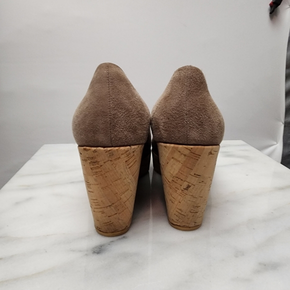 STUART WEITZMAN Tan Suede Peep-Toe Cork Wedge Heels, size 9½M - Picture 5 of 7